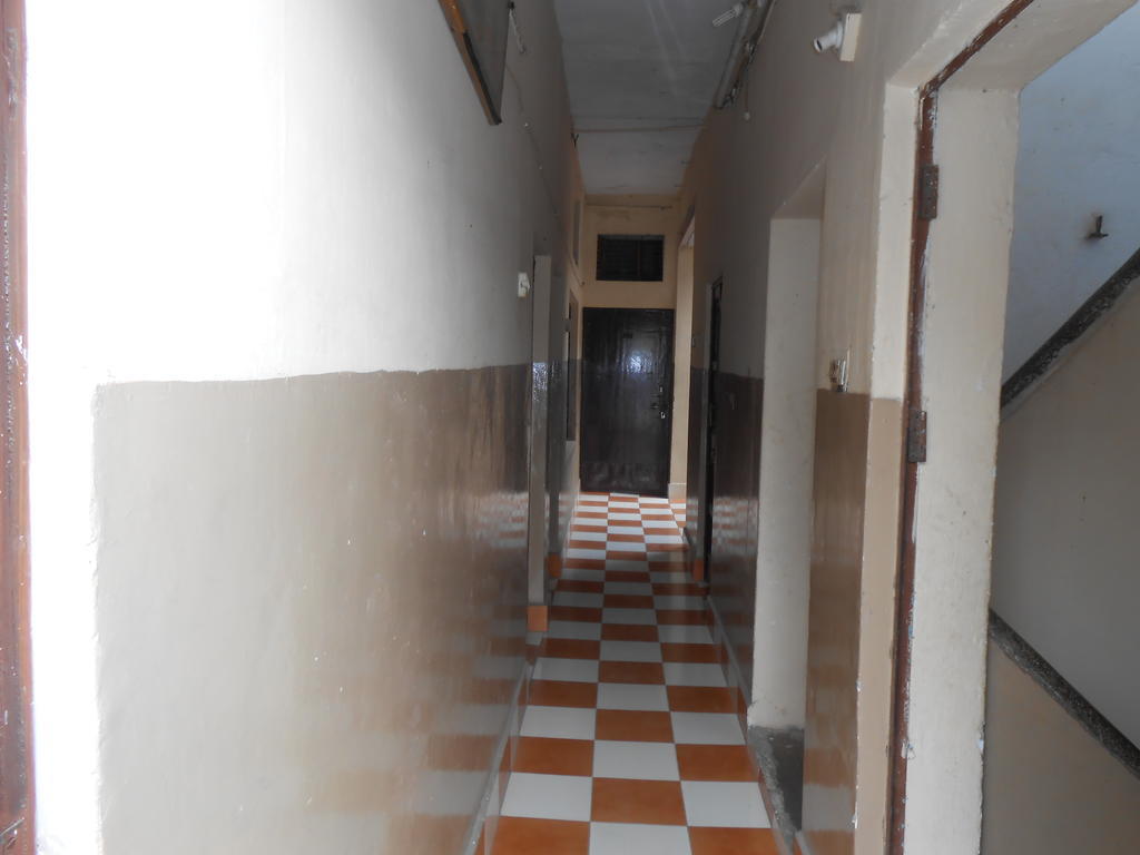 Gaurav Guest House Mathura Eksteriør billede